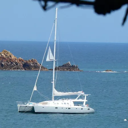 Valmarelo Maxi Catamaran Saint-Philibert (Morbihan)